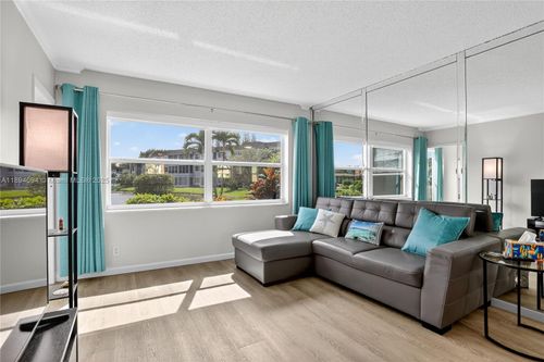 apt-411-4706 Nw 36th St, Lauderdale Lakes, FL, 33319-5408 | Card Image