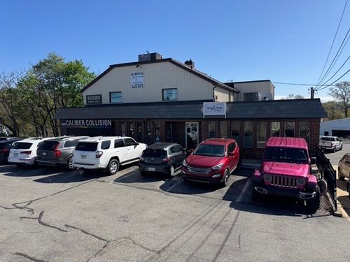 10320 Main Floor Perry Hwy, Mccandless, PA, 15090 | Card Image