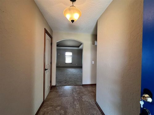 904 Roger Avenue, Hinton, OK, 73047 | Card Image