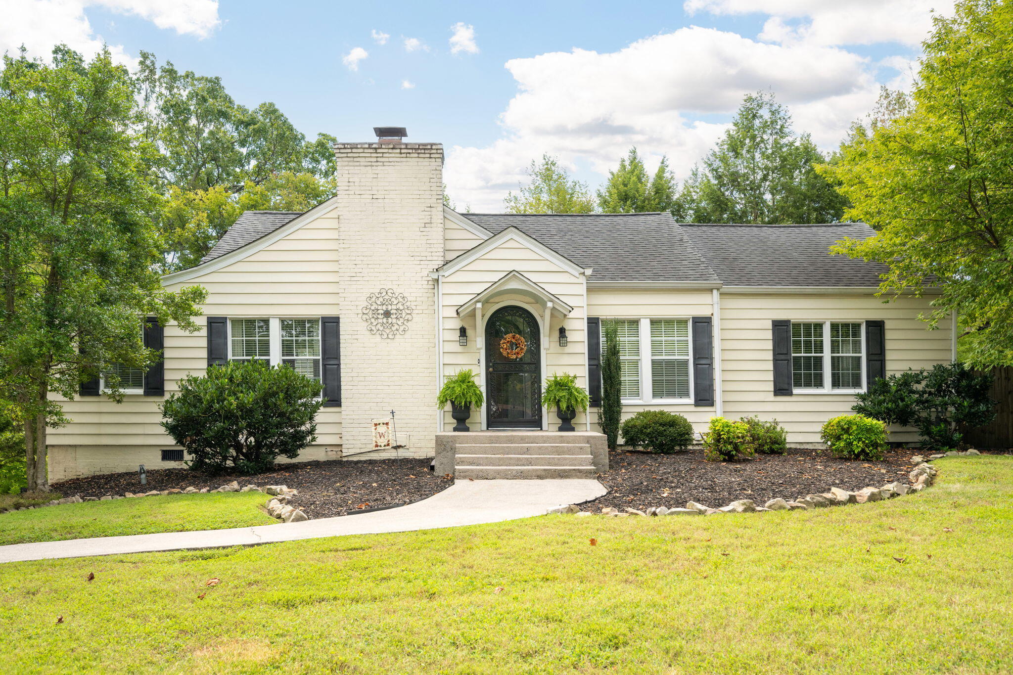 Rugby Pl, Chattanooga, TN 37412
