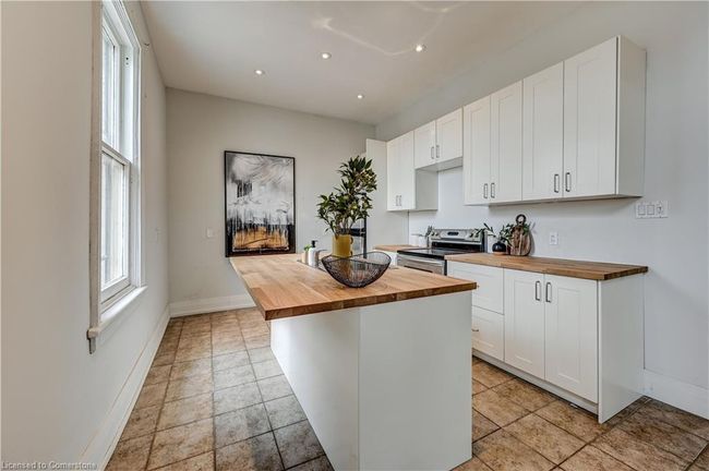 62 Queen St, House other with 3 bedrooms, 2 bathrooms and 2 parking in Guelph ON | Image 13