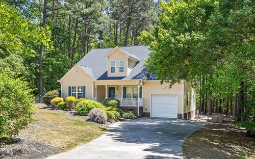 105 Jared Dr, Fuquay Varina, NC, 27526-8757 | Card Image