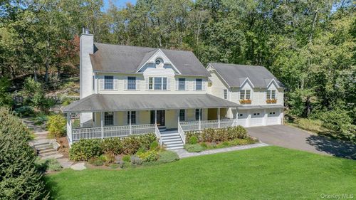 8 Douglas Dr, South Salem, NY, 10590-2304 | Card Image