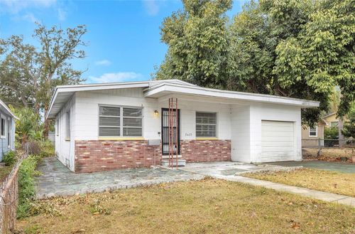 2423 Auburn St S, ST PETERSBURG, FL, 33712-3417 | Card Image