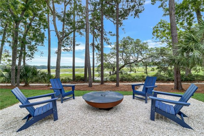24 Carrier Blf, House other with 5 bedrooms, 5 bathrooms and null parking in Bluffton SC | Image 58