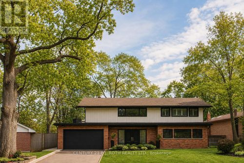 29 Castle Dr, Barrie, ON, L4N1P9 | Card Image