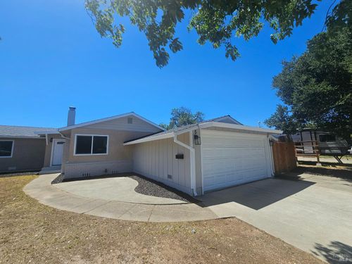 5 Alta Loma Dr, American Canyon, CA, 94503-1070 | Card Image