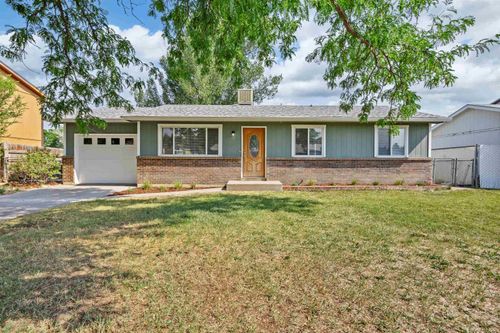 744 E Rio Blanco Ave, Rangely, CO, 81648-3210 | Card Image