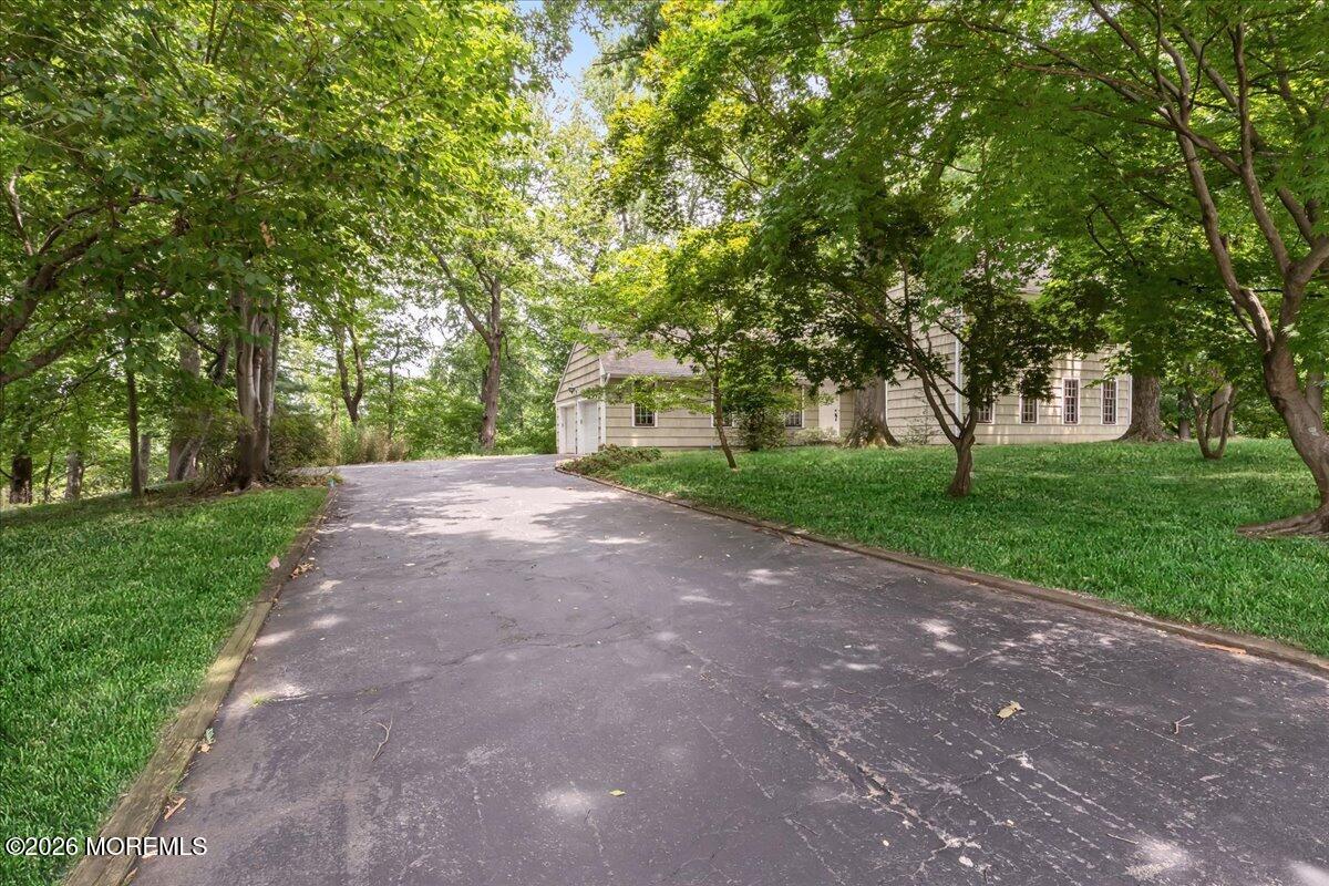 Residential in Holmdel 4