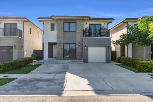 229 Nw 12th St, Florida City, FL, 33034-2304 | Card Image