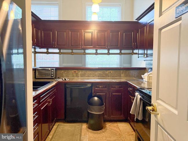 UNIT-9317 - 1530 Spring Gate Dr, Condo with 3 bedrooms, 2 bathrooms and null parking in MCLEAN VA | Image 62