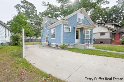 1840 5th Street, House other with 4 bedrooms, 1 bathrooms and null parking in Muskegon MI | Image 3