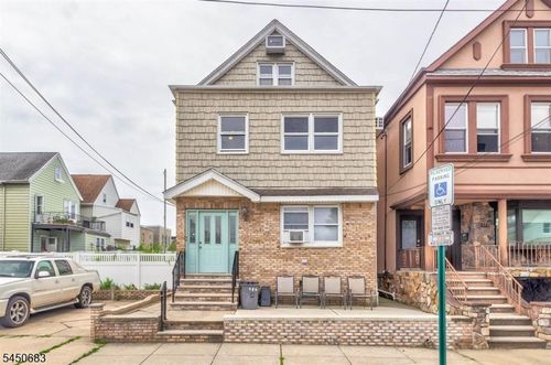 120 W 50th St, Bayonne, NJ, 07002-3104 | Card Image