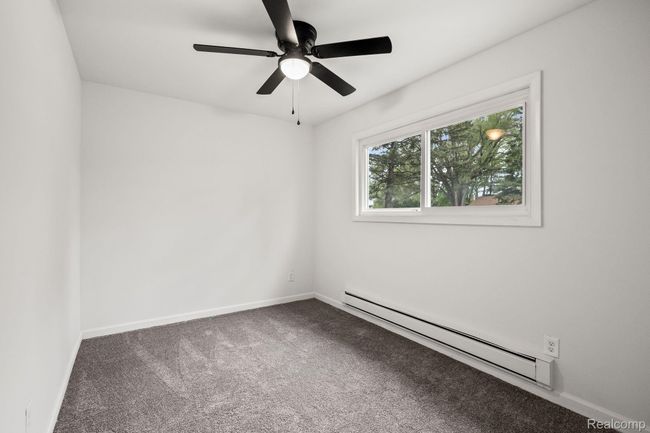 1837 Henbert Rd, House other with 4 bedrooms, 2 bathrooms and null parking in West Bloomfield MI | Image 15