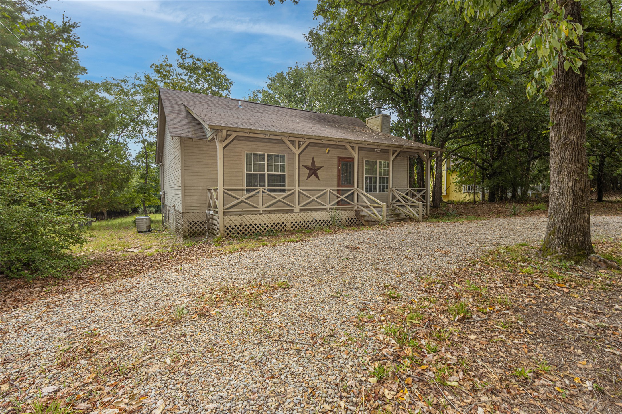 Residential in Holly Lake Ranch 5