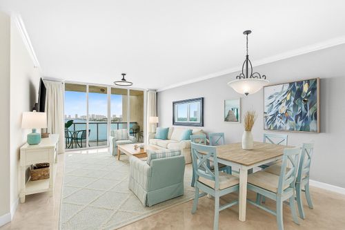 703-2650 Lake Shore Dr, RIVIERA BEACH, FL, 33404-4604 | Card Image