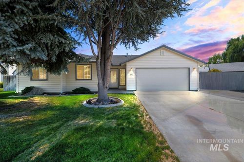 1662 N Morello Ave, Meridian, ID, 83646-1187 | Card Image