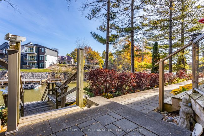 20 - 40 Ontario St S, Condo with 2 bedrooms, 2 bathrooms and 1 parking in Grand Bend ON | Image 37