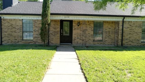 1213 Sicily Ct, Garland, TX, 75040-9010 | Card Image