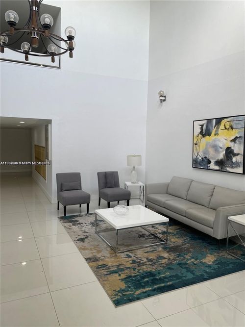 apt-203-200 Lakeview Dr, Weston, FL, 33326-1001 | Card Image