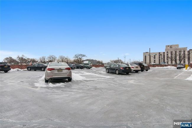 70 Munn Ave, Condo with 1 bedrooms, 1 bathrooms and null parking in East Orange NJ | Image 21