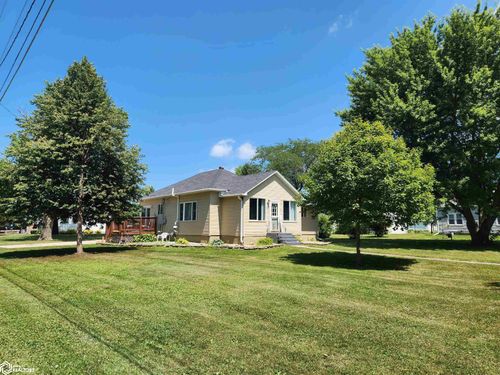 414 2nd St Ne, Britt, IA, 50423-1945 | Card Image