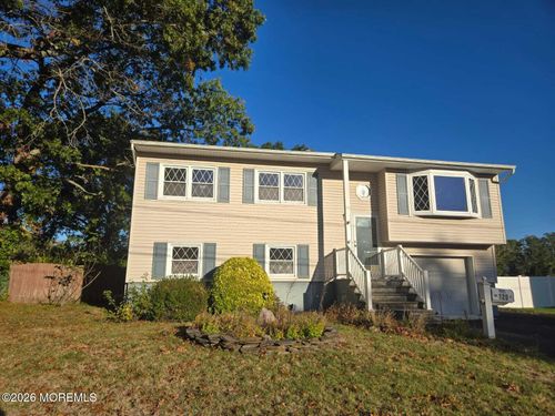 129 Poplar Way, Brick, NJ, 08724-2501 | Card Image