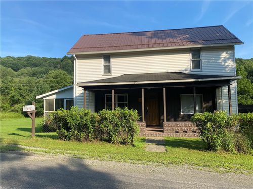 16 Baker Rd, CREEKSIDE, PA, 15732-9200 | Card Image