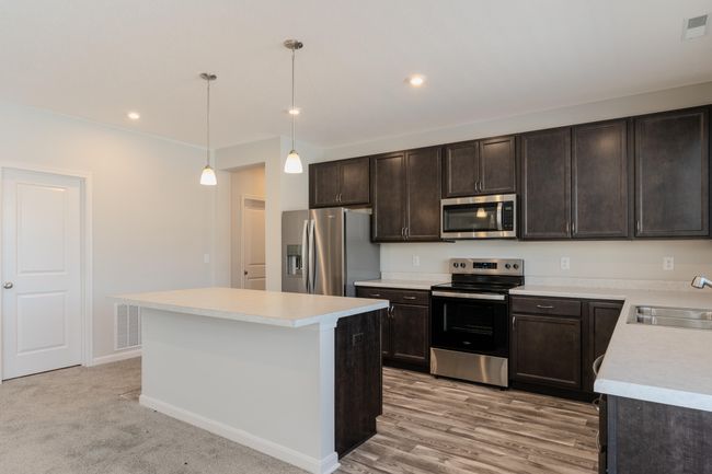 325 Cornwall Dr, Condo with 2 bedrooms, 2 bathrooms and 2 parking in Florence KY | Image 8