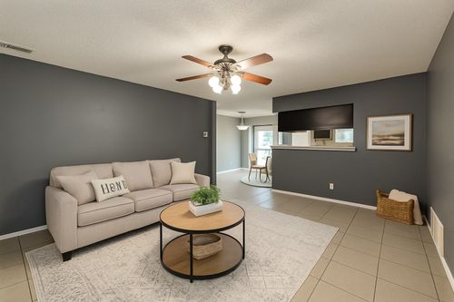 202 Modene Ave, Waxahachie, TX, 75165-4519 | Card Image