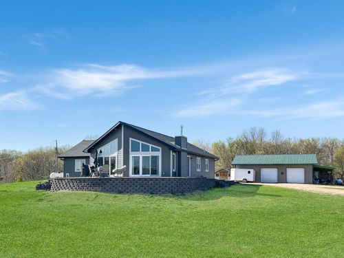 39209 410th St Se, Fosston, MN, 56542-9292 | Card Image