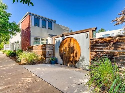 10-1421 Oneida St, Denver, CO, 80220-2953 | Card Image