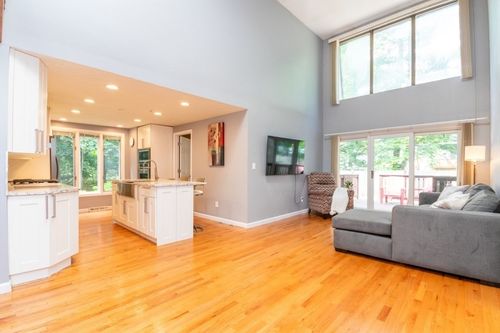 10-10 Grove Sq, Randolph, MA, 02368-4028 | Card Image