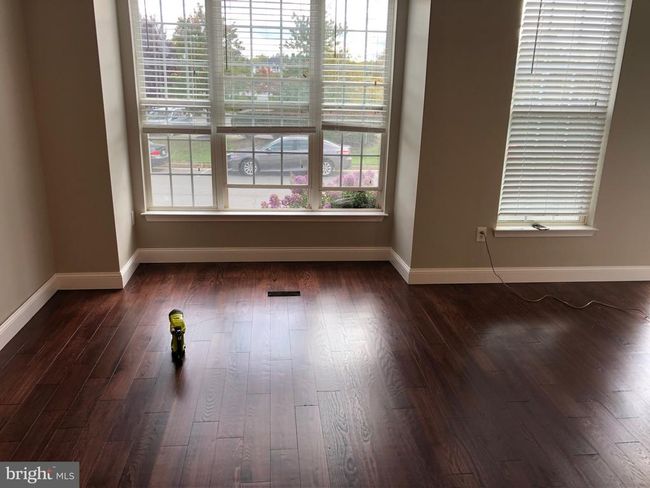 44308 Silkworth Ter, Townhouse with 3 bedrooms, 4 bathrooms and null parking in ASHBURN VA | Image 5