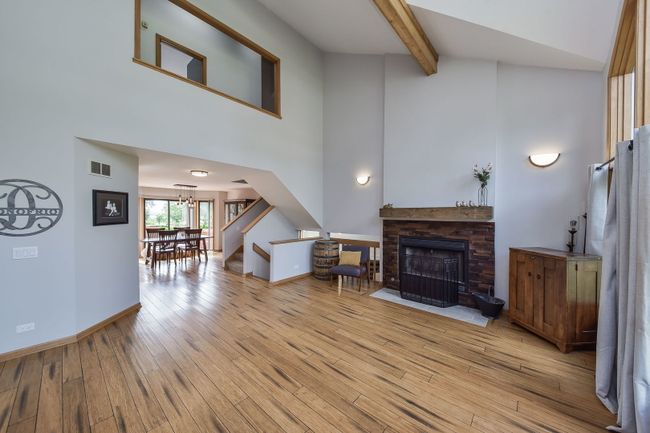 370 Westhaven Cir, House other with 4 bedrooms, 3 bathrooms and 2 parking in Geneva IL | Image 5