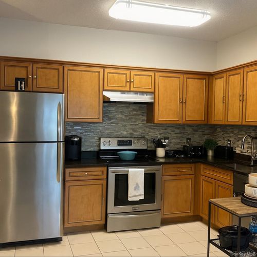 apt-1d-260 Beach 81st St, Rockaway Beach, NY, 11693-1903 | Card Image