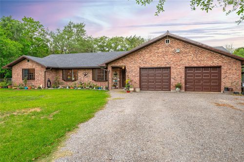 725 Thompson Rd, Alvin, TX, 77511-1996 | Card Image