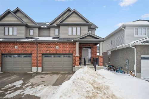 138 Woodberry Cres, Elmira, ON, N3B0E5 | Card Image