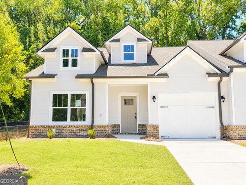 11-74 S Main St, Cleveland, GA, 30528-1301 | Card Image