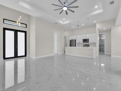 611 Lincoln Ave, Lehigh Acres, FL, 33972-3936 | Card Image