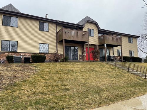 104-6051 W Port Avenue, Milwaukee, WI, 53223 | Card Image