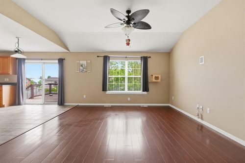 2520 E Dancing Willow Dr, Columbia, MO, 65202-5804 | Card Image