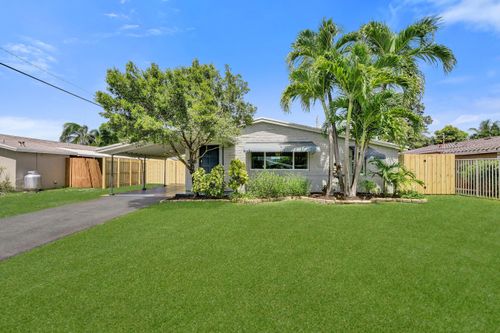 5940 Ne 2nd Ave, Oakland Park, FL, 33334-1820 | Card Image