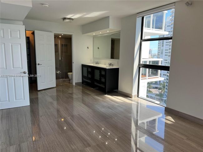 APT-2034 - 20505 E Country Club Dr, Home with 2 bedrooms, 2 bathrooms and null parking in Aventura FL | Image 21