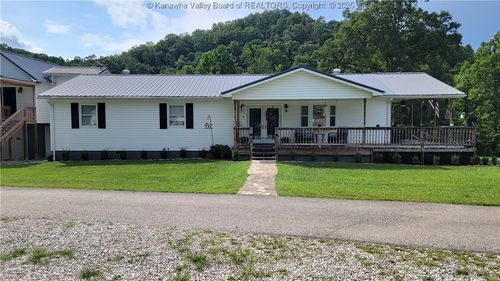 14 Leander Way, Branchland, WV, 25506-9665 | Card Image