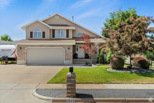 2025 W 5075 S, Roy, UT, 84067-2560 | Card Image