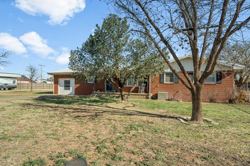 707 12th Street, Shallowater, TX, 79363 | Card Image