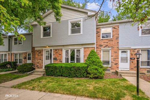 4054 Club Tree Dr, Streamwood, IL, 60107-2926 | Card Image