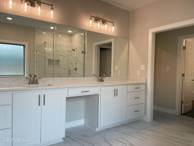 Primary Bathroom Vanity | Image 10