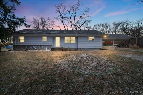 511 County Road 160, Charlestown, IN, 47111-9018 | Card Image